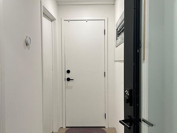 4th image of 100 Morse St Unit B