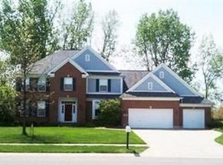 1202 Peachcreek Rd, Dayton, OH 45458