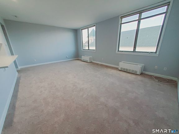 5th image of 49 Day St APT 307