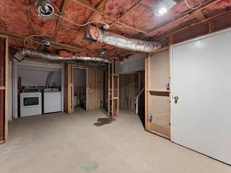 1 Clara Ct #1 — Photo 17