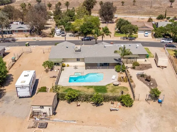 2678 Bronco Ln, Norco, CA 92860