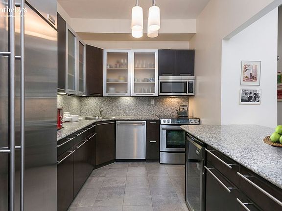5th image of 28 Old Fulton St APT 7C