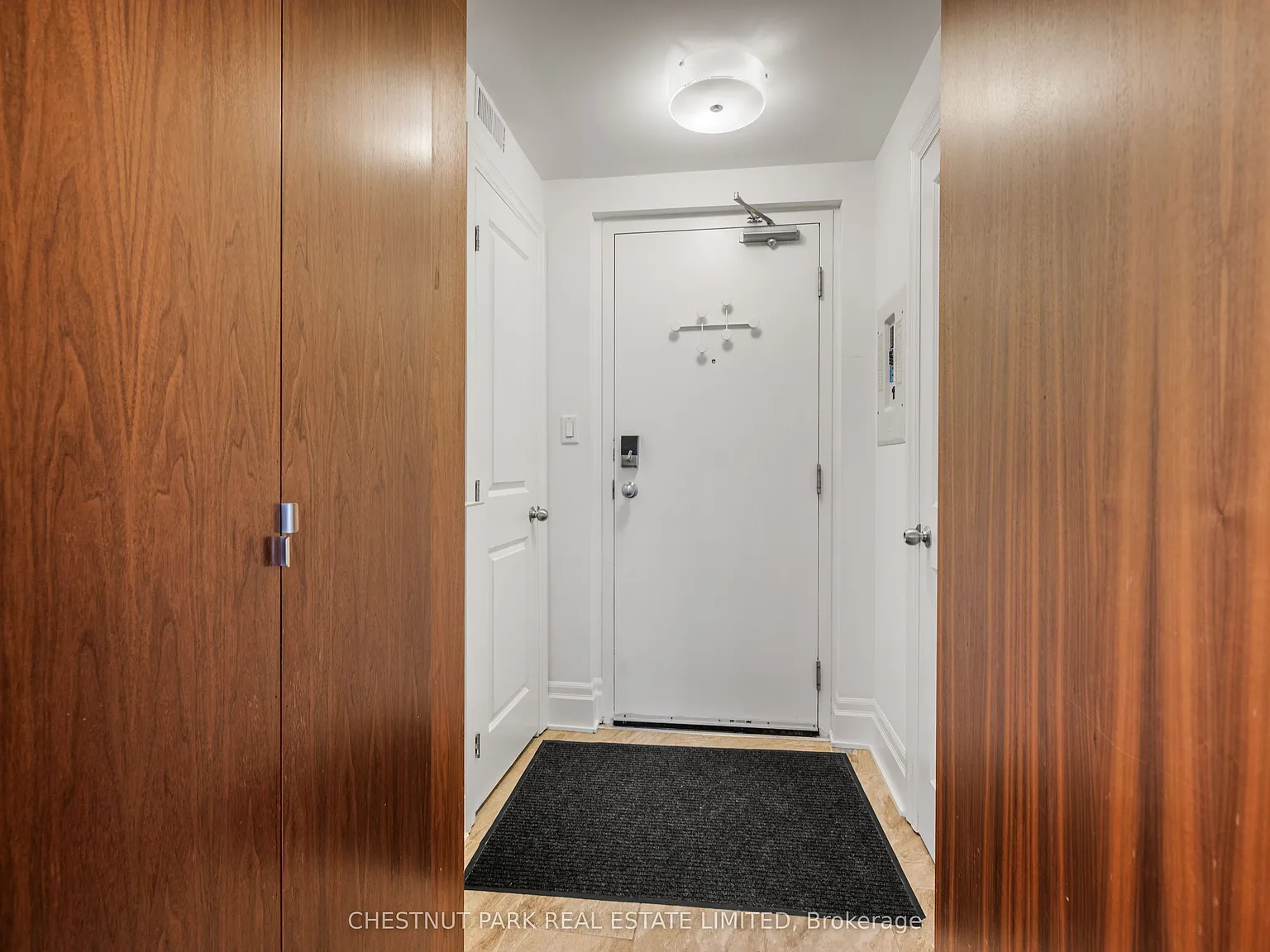 2 bed, $4,200 — Photo 3