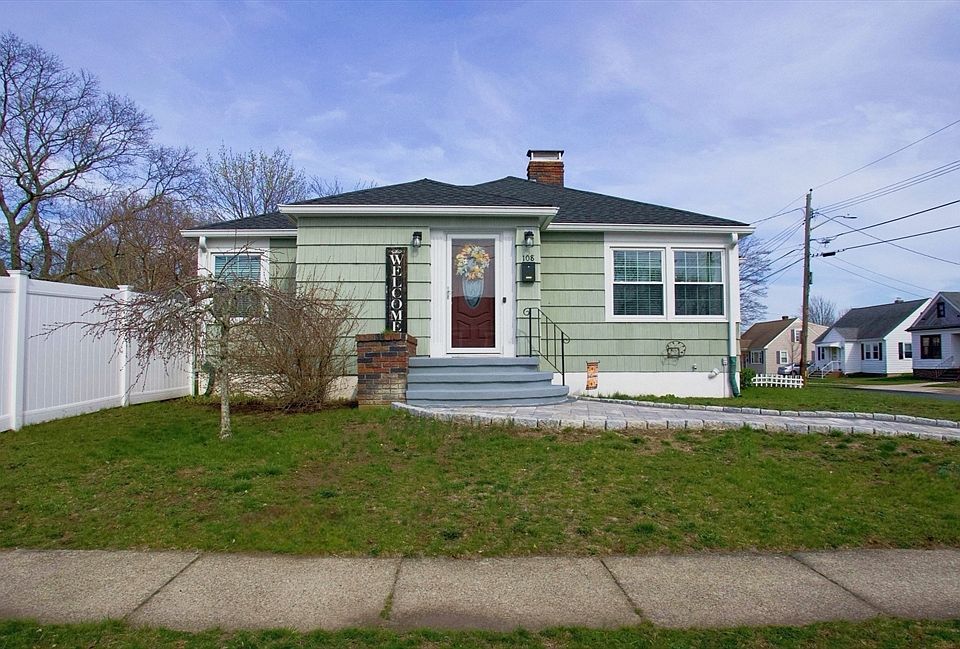 1st image of 108 Caswell St