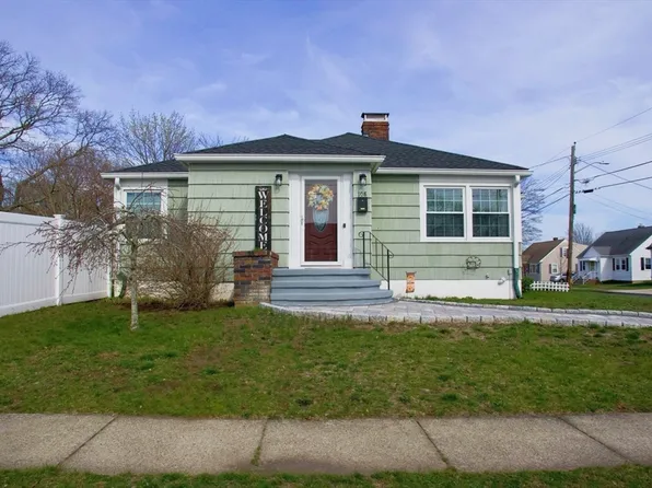 108 Caswell St, New Bedford, MA 02745
