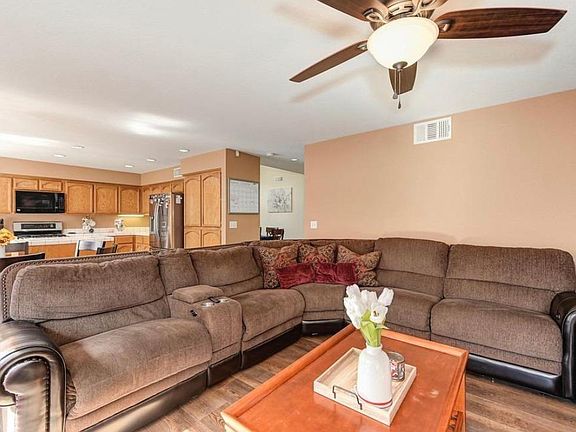 5th image of 3834 Hunters Glen Pl