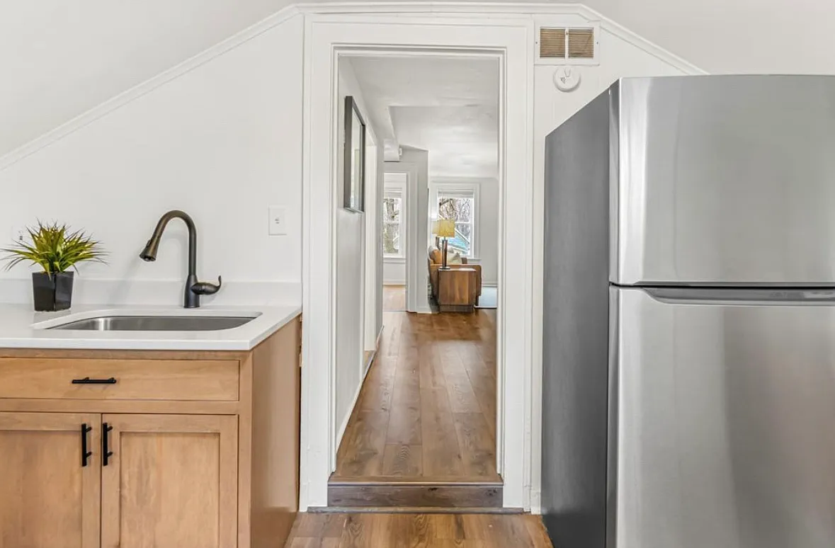 Building Photo - 4323 Wentworth Ave #2