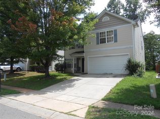 5204 Grays Ridge Dr, Charlotte, NC 28269