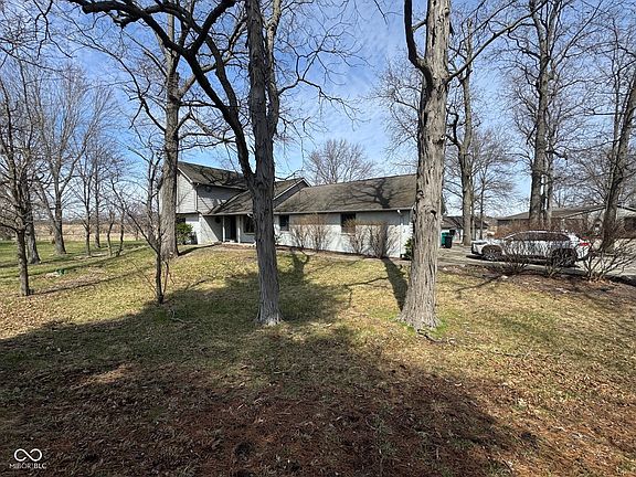2nd image of 10012 State Road 26 E
