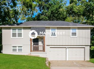 5120 Goodman Ln, Overland Park, KS 66202