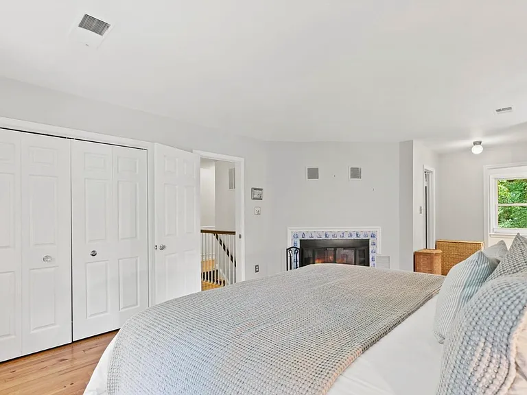 11002 Warwickshire Dr — Photo 13
