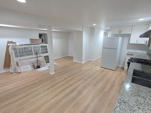 3128 S Wallace St #BASEMENT