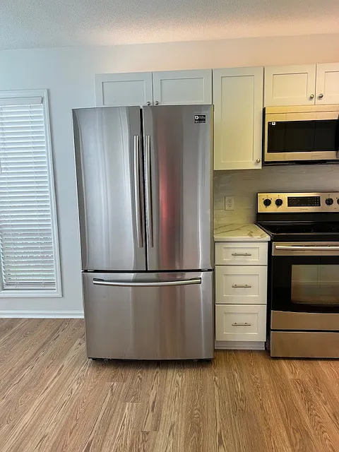2 bed, 2.5 bath, $2,250 — Photo 3