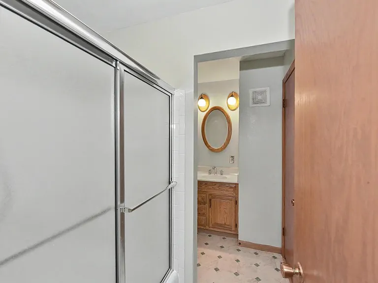 5700 W Wahner Ave #101 — Photo 7