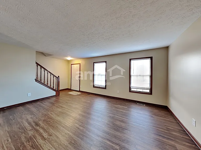 5829 Sharets Dr — Photo 7