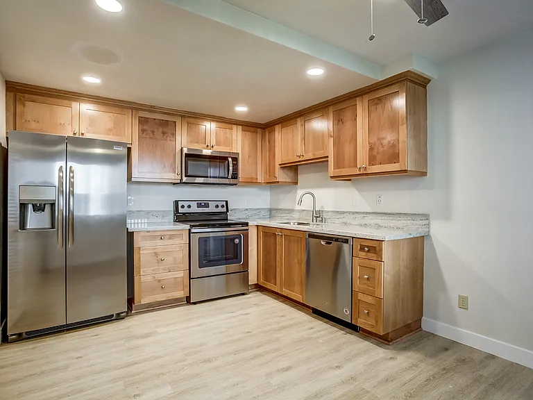 3149 Jefferson St #A — Photo 10