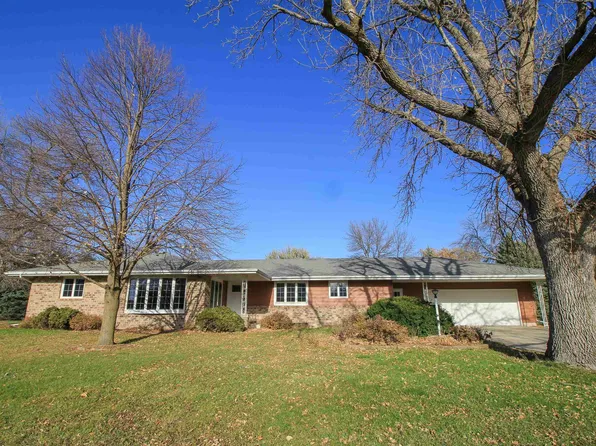 510 N Railroad St, Pocahontas, IA 50574