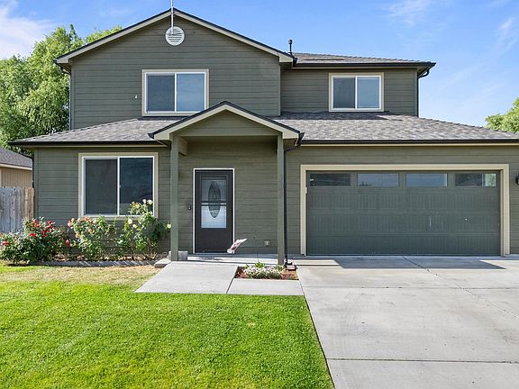 2nd image of 101 Falcon Ct
