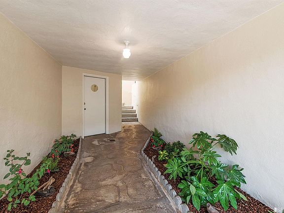 2nd image of 1718 12th Ave