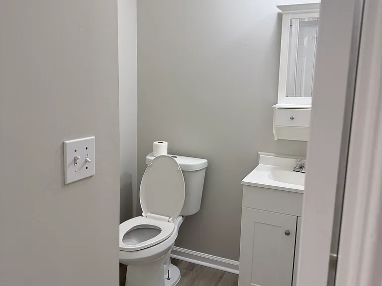 1086 Yellow River Dr — Photo 10