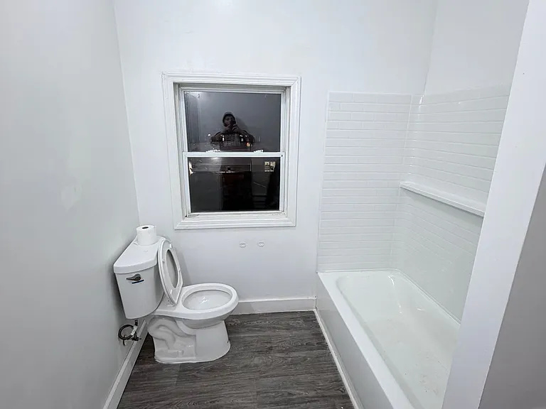 Convenient Corners at South Olden — Photo 32