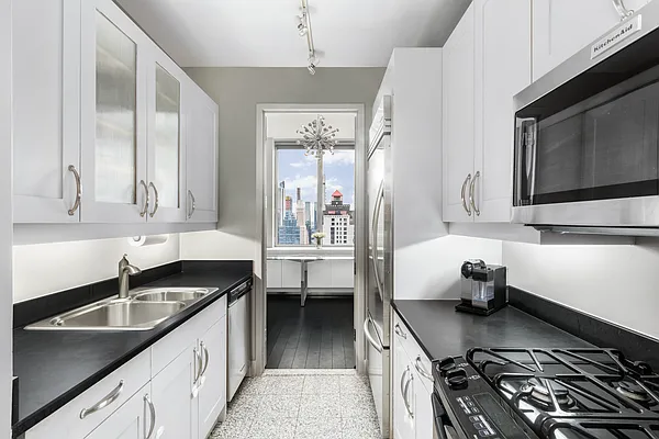 Sold by Douglas Elliman | media 6