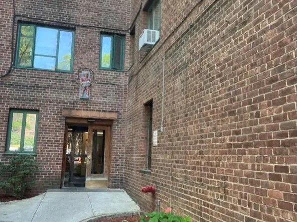 1579 Metropolitan Avenue #7G, Bronx, NY 10462