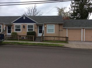 38660 Pleasant St, Sandy, OR 97055