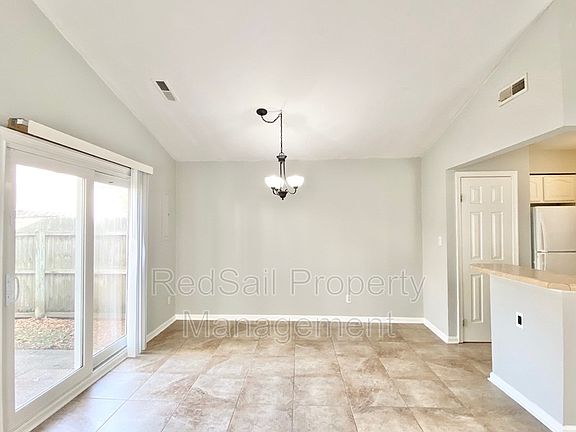 5th image of 4786 Marlwood Way