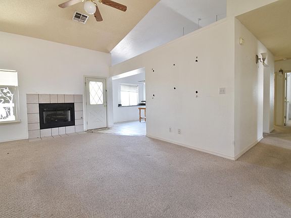 4th image of 12477 Martin Bauman Dr