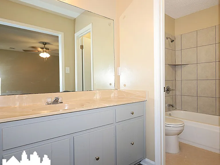 2692 Dromedary Dr — Photo 7