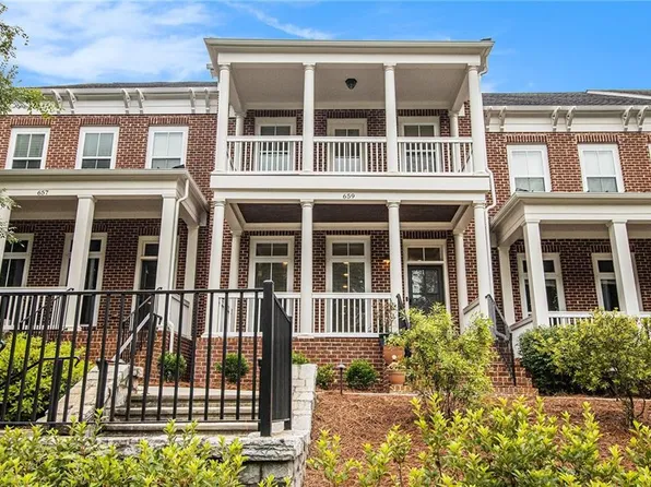 659 Brennan Dr, Decatur, GA 30033