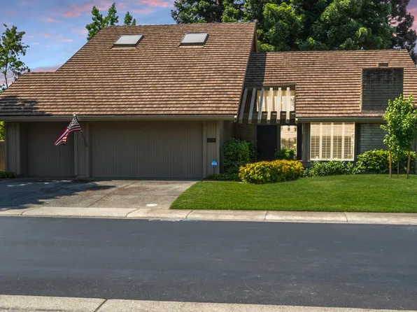 11719 Melones Cir, Gold River, CA 95670