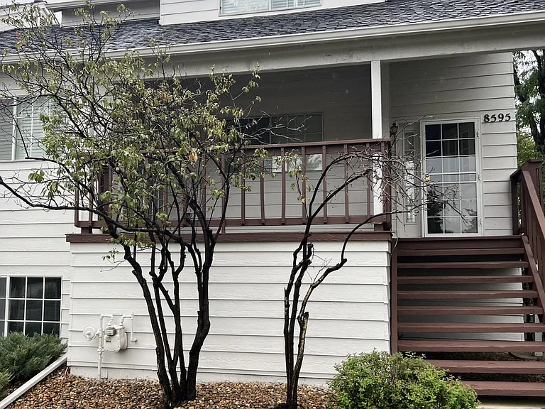 8585 E Union Ave #GARDEN LEVEL — Photo 15