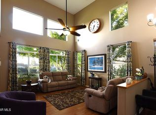 1096 Poplar Ct, Simi Valley, CA 93065