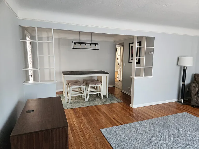 5985 Ridge Rd — Photo 17