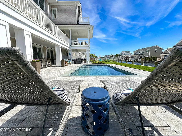 520 Normandy Dr #WKLY SUMMER RENTAL — Photo 6