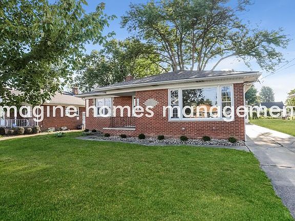 2nd image of 2541 Dale Ave