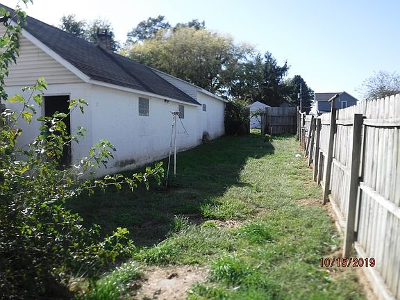 2nd image of 545 Avondale Ave