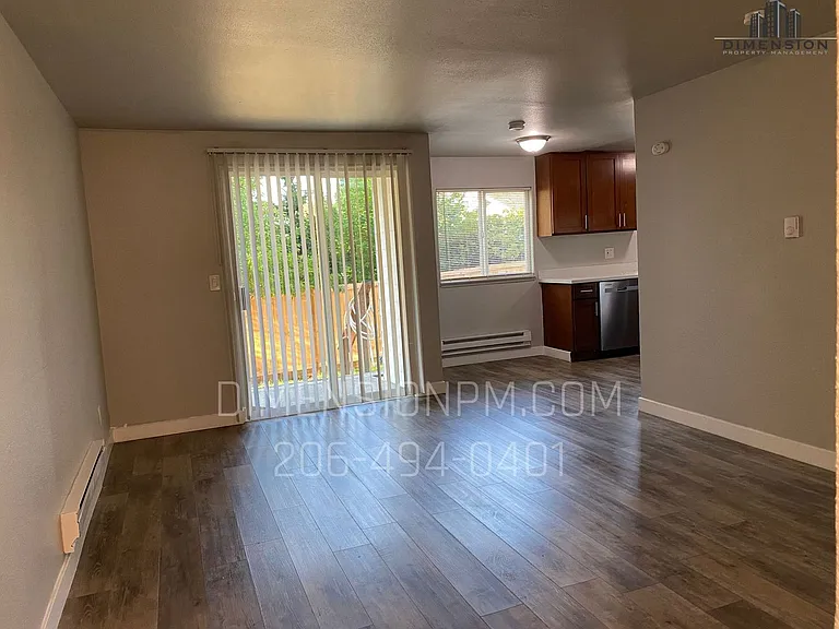 Centrally Located Apartments in Burien! — Photo 4