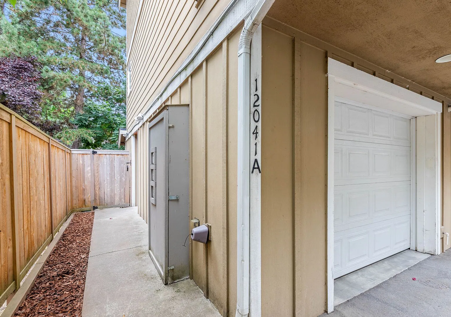 2Bd/2Ba Seattle Townhome — Photo 4