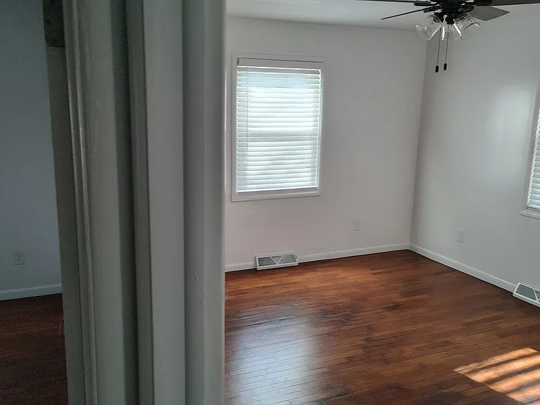 7618 Carroll Rd — Photo 6