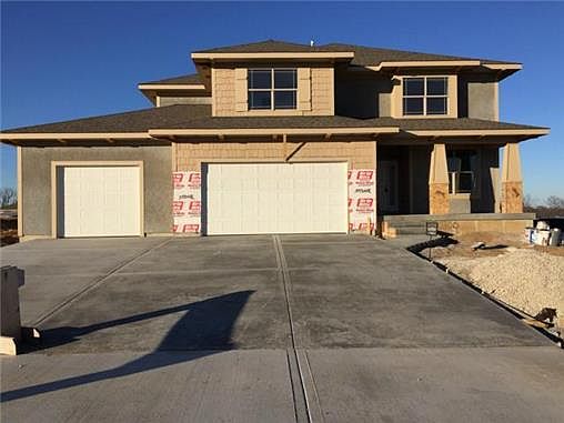 Photo Of Similiar Makinna II