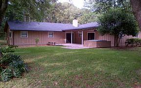 3rd image of 688 Grove Park Cir