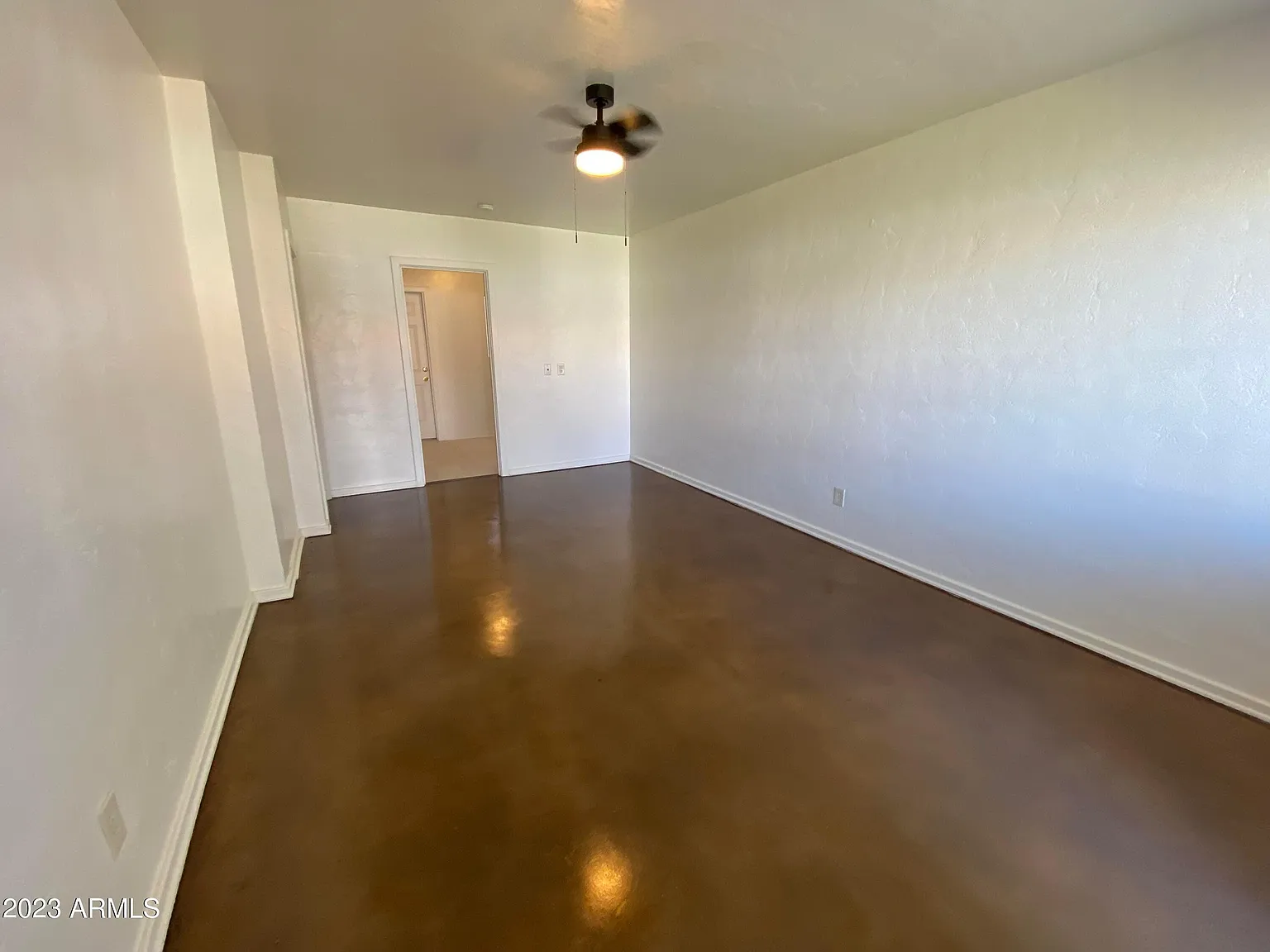 2 bed, 1.0 bath, 800 sqft, $1,199 — Photo 3
