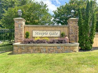 1054 Saddle Back Ln, Mooresville, NC 28115