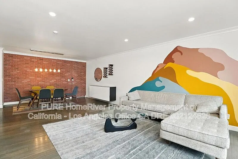 1 bed, 1.0 bath, 669 sqft, $2,995 — Photo 3