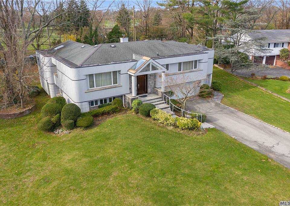 1st image of 28 Jeffrey Ln