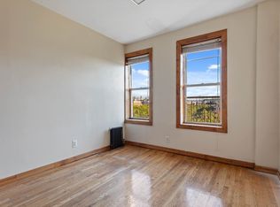 300 S 3rd St #C3, Brooklyn, NY 11211