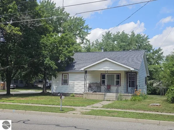 1308 W Broadway St, Mount Pleasant, MI 48858
